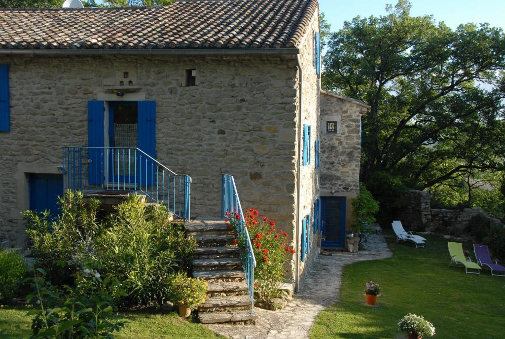 Le Parfum Bleu Bed & Breakfast Chantemerle-les-Grignan Exterior photo
